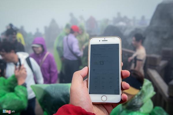 Du khách tận hưởng giá lạnh 13 độ C giữa kỳ nghỉ lễ ở Sa Pa-4