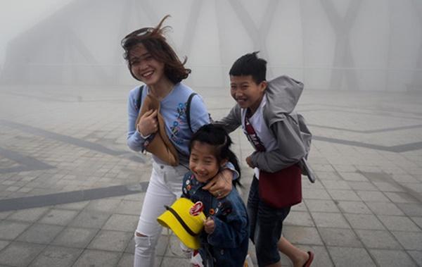 Du khách tận hưởng giá lạnh 13 độ C giữa kỳ nghỉ lễ ở Sa Pa-10