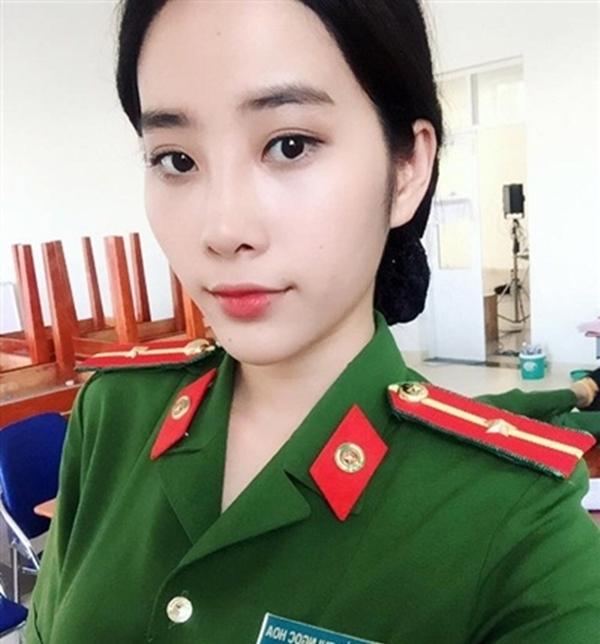 Nam Em hồi tưởng quá khứ đi học quân sự: Được tắm chung với mấy chục chị em, ôi mê ly-5