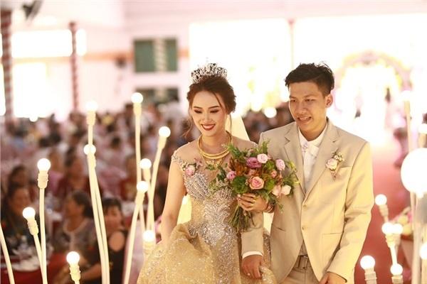 Con gái lấy chồng cách nhà 500m, bố vẫn ôm khóc nức nở: Chỉ đến khi xuất giá bạn mới hiểu cảm giác đó-4
