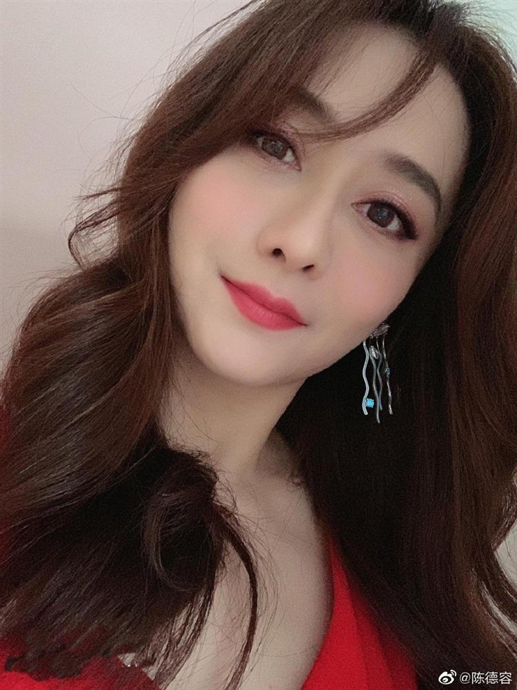 Mỹ nhân đẹp nhất phim Quỳnh Dao: Lấy chồng giàu sang nhưng không con cái ở tuổi 44-7