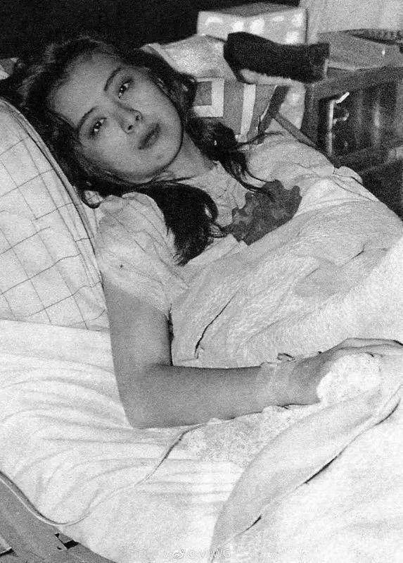 Ngọc nữ số 1 Hong Kong Vương Tổ Hiền: nhan sắc tỏa sáng ngay cả trên giường bệnh-2