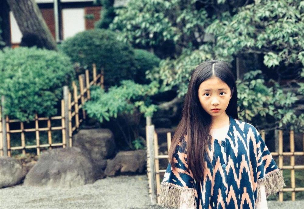 Sao nhí Bố ơi mình đi đâu thế gây chú ý khi lớn lên quá xinh đẹp, sở hữu đôi chân dài miên man-5