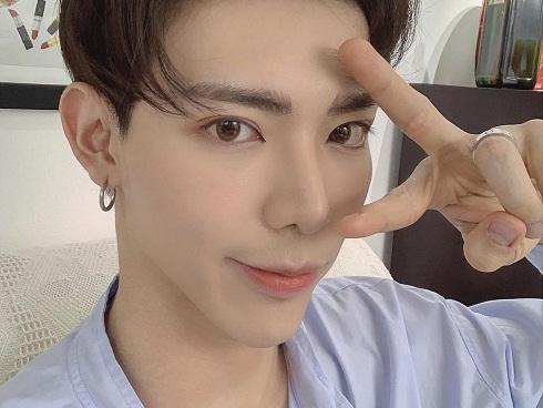 Erik nhập viện, phải hủy hàng loạt show diễn-3