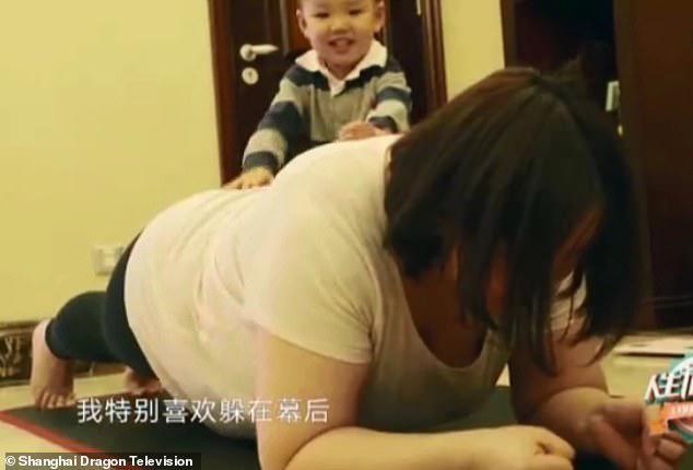 Tuyên bố nuôi em béo để không rời xa anh, khi vợ bầu tăng 40kg, người chồng đòi ly hôn-5