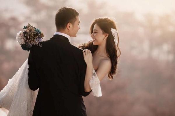 Hôn nhân con gái bầu Đệ với chồng cao 1m93-3