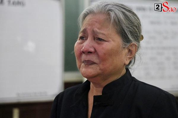 Diễn viên Kiều Trinh, NSƯT Lê Thiện khóc nghẹn khi nhìn mặt người đã khuất-5