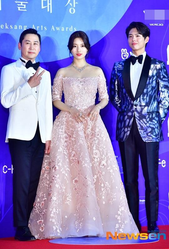 Thảm đỏ Baeksang 2019: Suzy tăng cân vẫn xuất sắc tranh spotlight với nữ thần IU-4