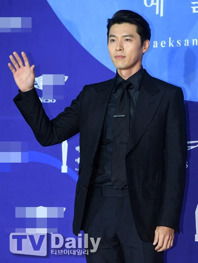 Thảm đỏ Baeksang 2019: Suzy tăng cân vẫn xuất sắc tranh spotlight với nữ thần IU-6