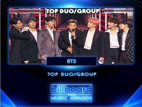 'Ẵm trọn' bộ đôi cúp vàng Billboard Music Awards 2019, BTS lập kỳ tích chưa từng xảy ra trong làng nhạc Hàn Quốc