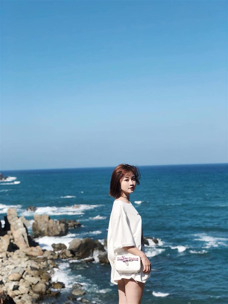 Bị cắt không ít phần lên sóng vì ngồi cạnh hotgirl Trâm Anh, nhan sắc cực phẩm của cô gái này khiến khối chàng say nắng-6