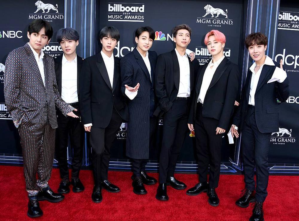 Ẵm trọn bộ đôi cúp vàng Billboard Music Awards 2019, BTS lập kỳ tích chưa từng xảy ra trong làng nhạc Hàn Quốc-1