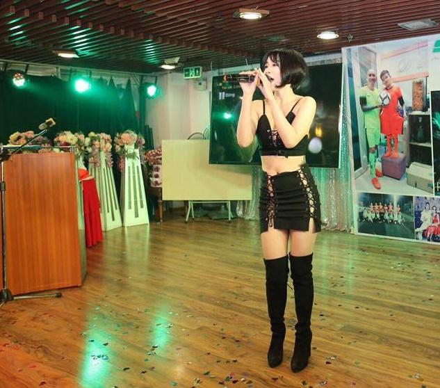 Từ ăn mặc hở hang đến kín cổng cao tường, Linh Miu gây sốc khi tiết lộ lý do về sự thay đổi chóng mặt-6