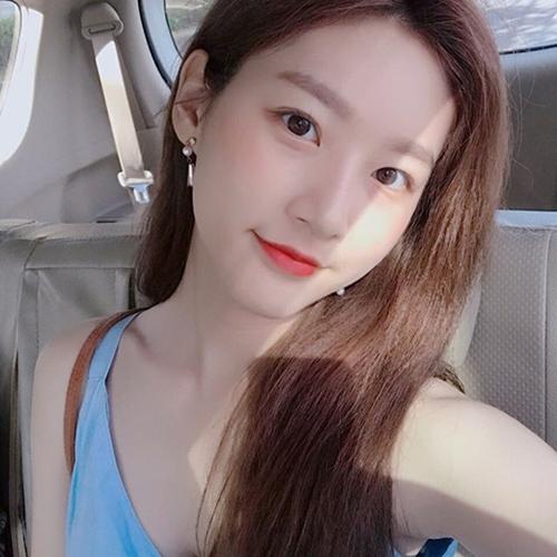 Sao nhí gầy gò, đen đúa một thời lột xác thành mỹ nhân xứ kim chi-2