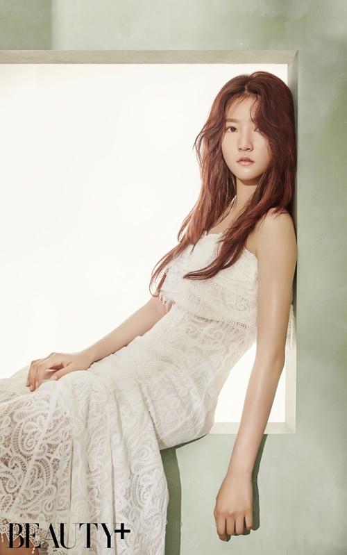 Sao nhí gầy gò, đen đúa một thời lột xác thành mỹ nhân xứ kim chi-6