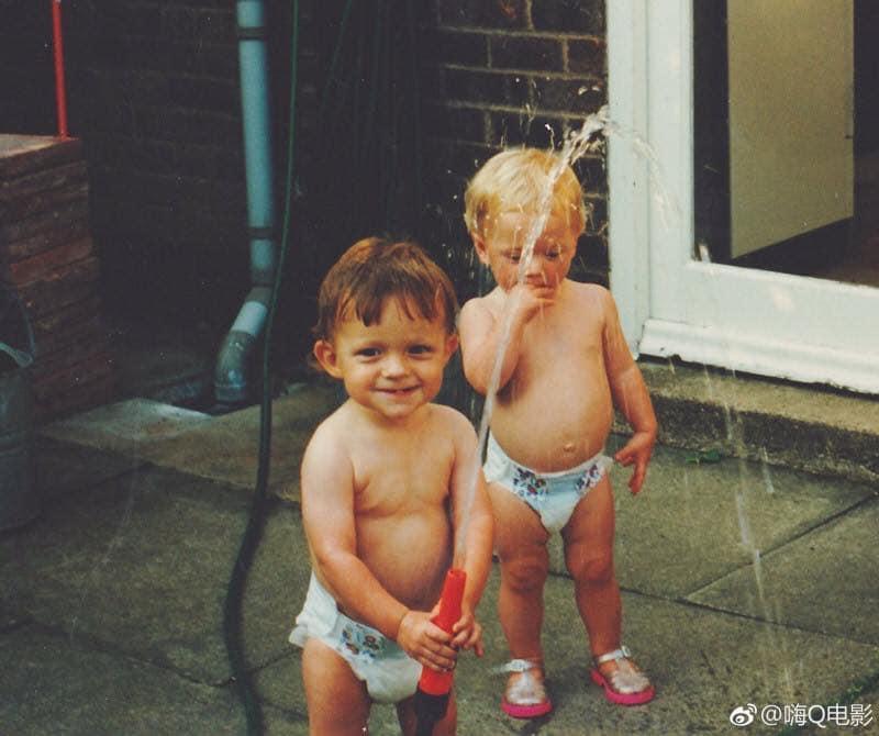 Trọn bộ ảnh thời đóng bỉm cực đáng yêu của Người Nhện Tom Holland, xem là muốn đi sản xuất ngay 1 đứa!-13