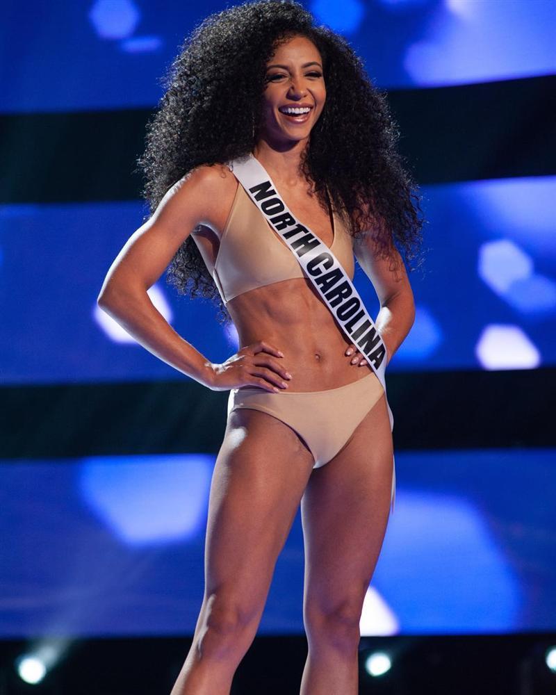 Hoàng Thùy gặp đối thủ cực mạnh tại Miss Universe 2019: Vẻ đẹp diva, cơ bụng 6 múi và khối óc tuyệt vời-8