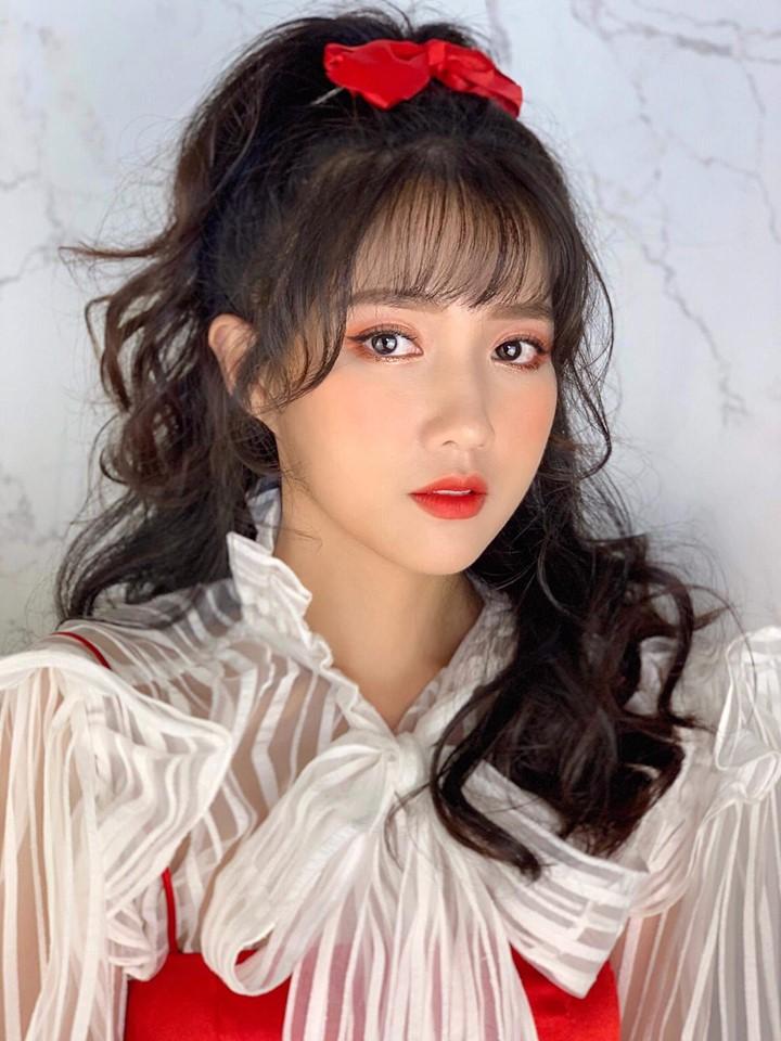 Trong khi Midu mải mê thả thính, Phan Thành 5 lần 7 lượt bày tỏ khao khát được yên bề gia thất ở tuổi 30-4