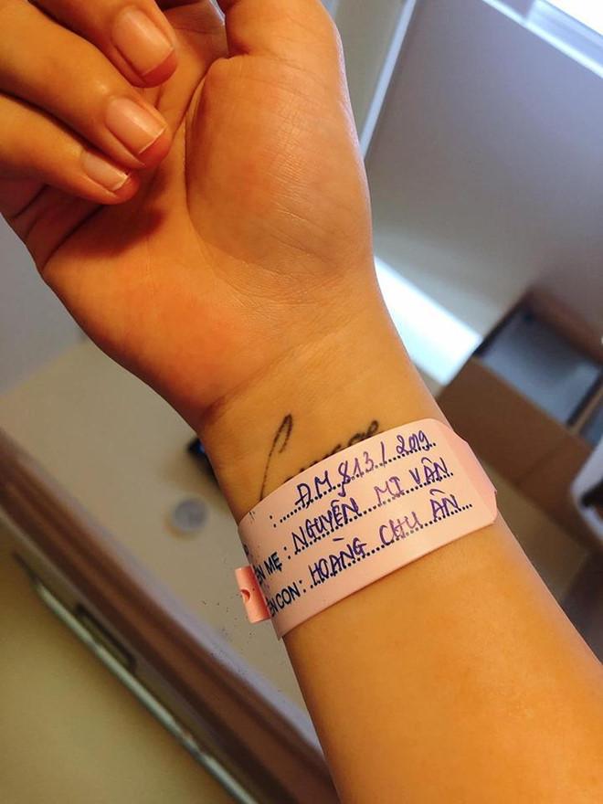 Mi Vân được khen rạng rỡ sau khi vừa sinh con thứ hai-1