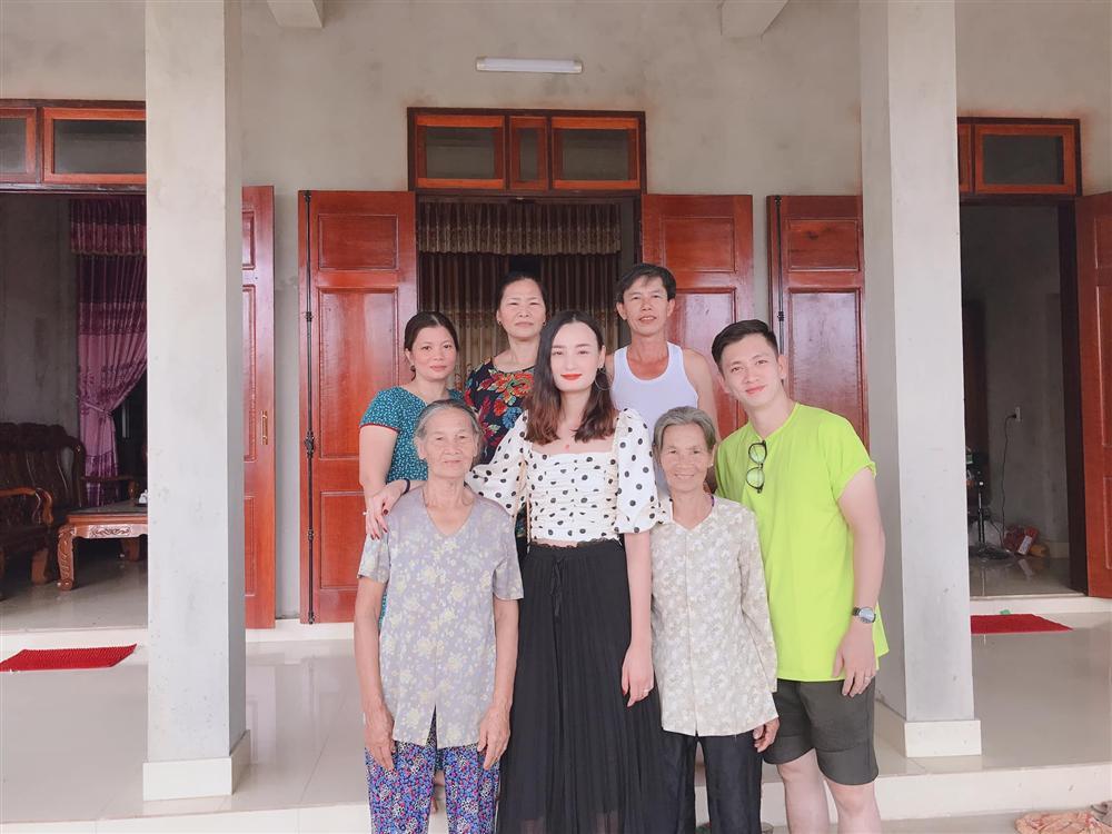 Bị mỉa mai photoshop quá đà, Bảo Thy thách thức: Thử làm xem có được vậy không?-7