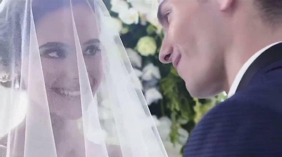 SHOCK: Lộ ảnh Catriona Gray kết hôn trước khi đăng quang Hoa hậu Hoàn vũ 2018?-8