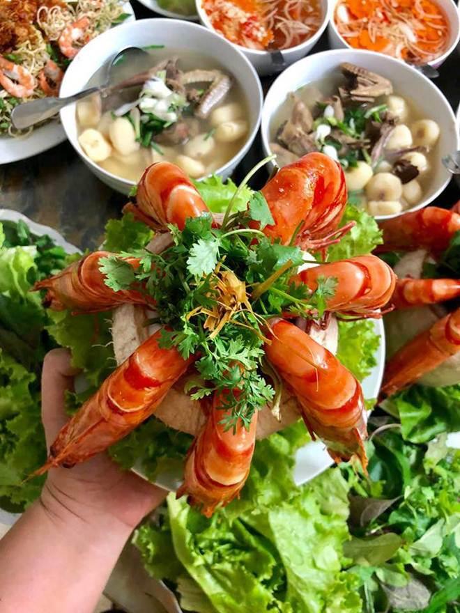 Dâu trưởng tung chiêu làm 3 mâm cỗ đủ món, thông trưa không nghỉ để mẹ chồng kịp làm giỗ-4