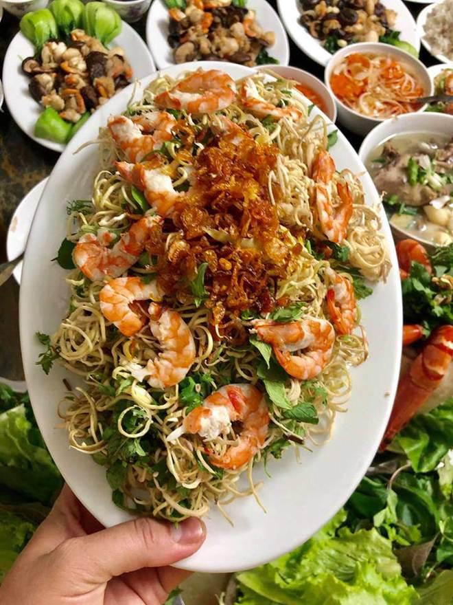 Dâu trưởng tung chiêu làm 3 mâm cỗ đủ món, thông trưa không nghỉ để mẹ chồng kịp làm giỗ-5