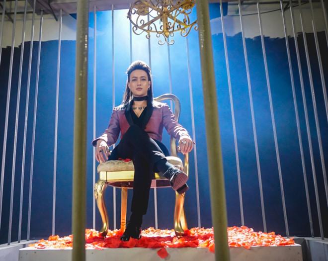 Bẵng đi hơn chục năm, Ti Ti - cựu trưởng nhóm nhạc thảm họa HKT giờ đã dậy thì thành công thế này rồi ư?-10