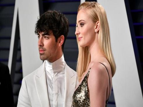 Bồ cũ của Taylor Swift làm đám cưới với bạn gái xinh đẹp ngay sau lễ trao giải Billboard 2019