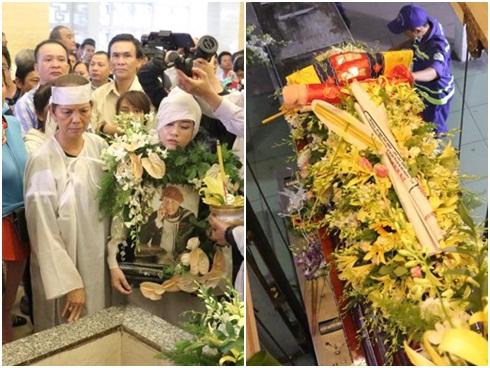 Đám tang vãn người, diễn viên Hạnh Thúy vẫn nán lại tiễn linh cữu nghệ sĩ Lê Bình vào phòng hỏa thiêu-4