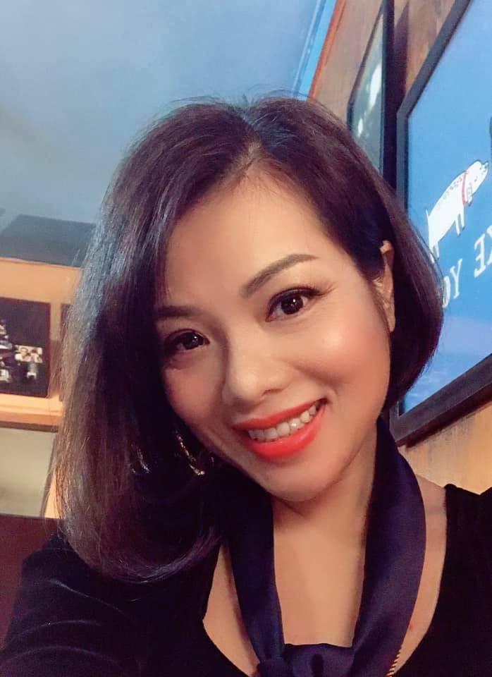 Hé lộ thông tin hiếm hoi về ông xã giỏi giang của MC đình đám VTV-9