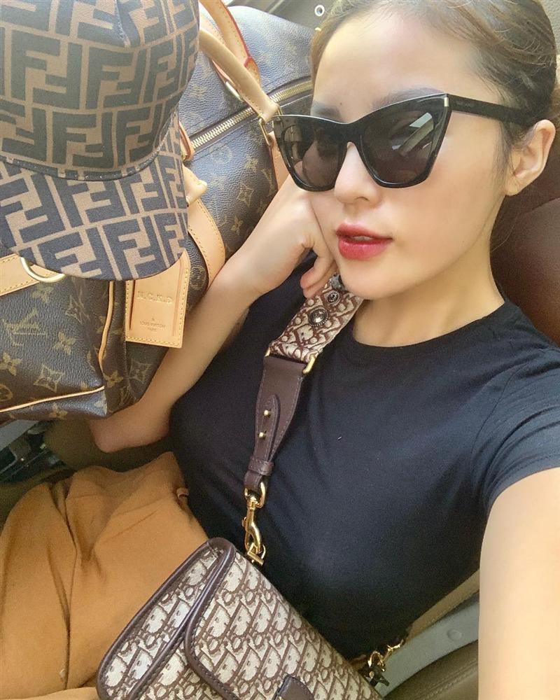 Nhã Phương phải tập luyện lấy lại vóc dáng sau thời gian ở ẩn với nghi án sinh con-6