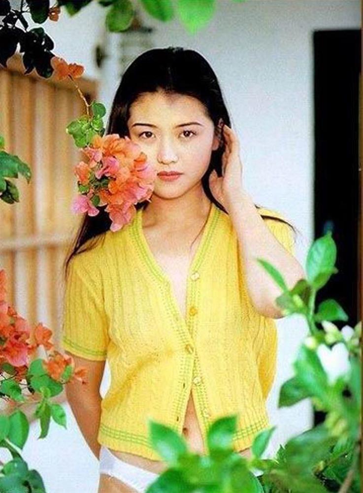 Nữ hoàng phim khiêu dâm đình đám một thời: Tuổi thơ bị mẹ đẻ bạo hành, vào viện tâm thần vì đóng cảnh nóng-1