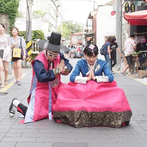 Học Châu Bùi, Decao cách tạo dáng chụp ảnh khi du lịch cùng người yêu-14