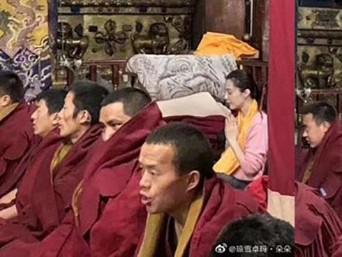 Phạm Băng Băng đến Tây Tạng bái Phật Tổ
