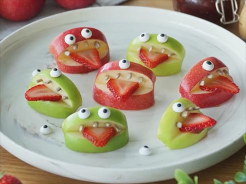 Biến tấu hoa quả với món 'táo há mồm' khiến trẻ nhỏ thích mê