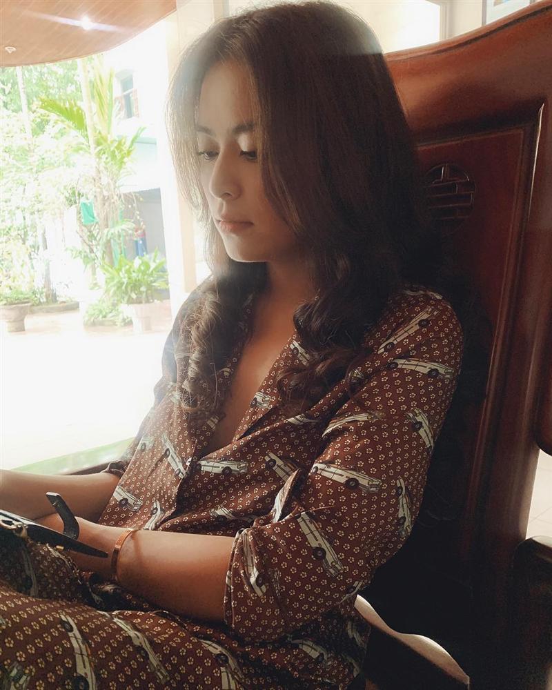 Hồ Ngọc Hà diện đồ ren sexy phô diễn eo thon khiến phụ nữ có con phải mơ ước-2