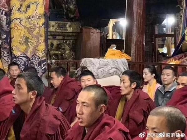 Ngày thứ 2 thiện nguyện ở Tây Tạng, Phạm Băng Băng phải thở oxy vì thời tiết-2