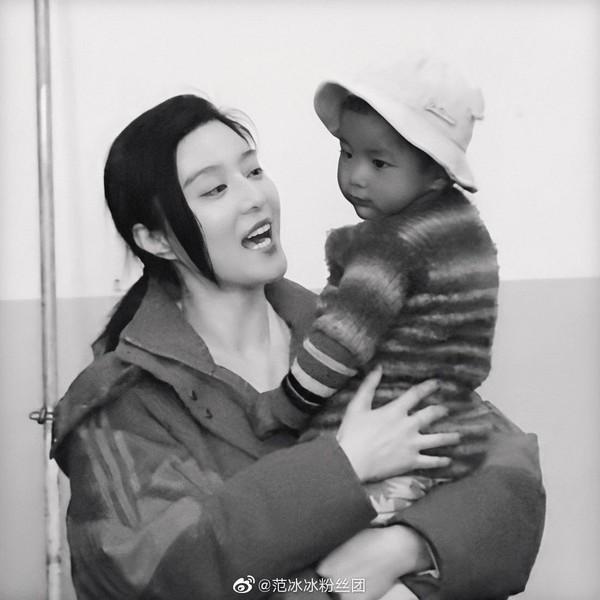 Ngày thứ 2 thiện nguyện ở Tây Tạng, Phạm Băng Băng phải thở oxy vì thời tiết-5