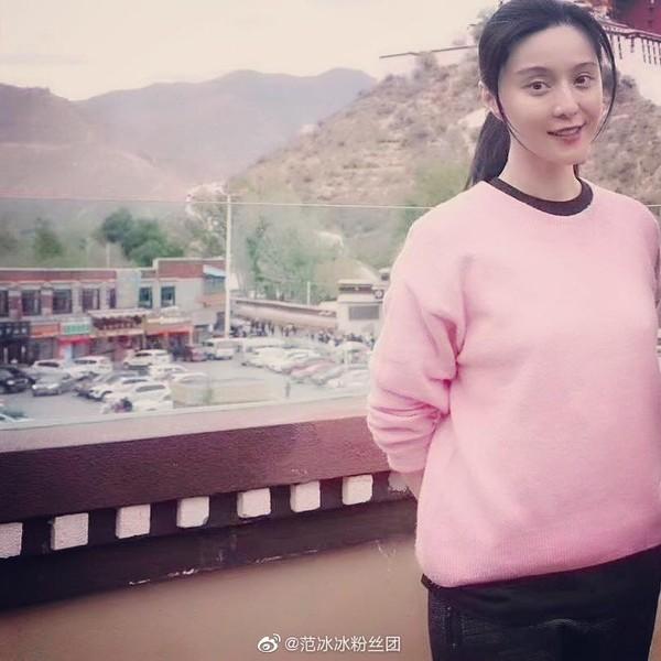 Ngày thứ 2 thiện nguyện ở Tây Tạng, Phạm Băng Băng phải thở oxy vì thời tiết-7