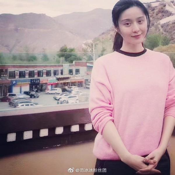 Ngày thứ 2 thiện nguyện ở Tây Tạng, Phạm Băng Băng phải thở oxy vì thời tiết-8