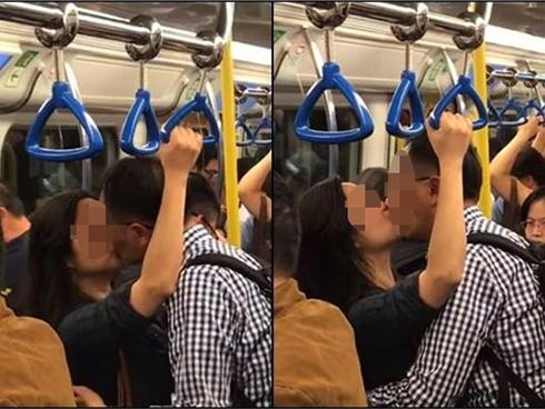 Cặp đôi lớn tuổi hôn hít nơi công cộng, nhiều người đỏ mặt quay đi nhưng phản ứng của người phụ nữ bên cạnh mới gây chú ý