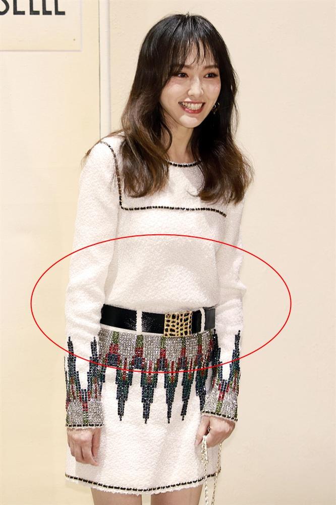 Không còn là đồn đoán, Đường Yên lộ bụng to vượt mặt như bà bầu 5 tháng-9