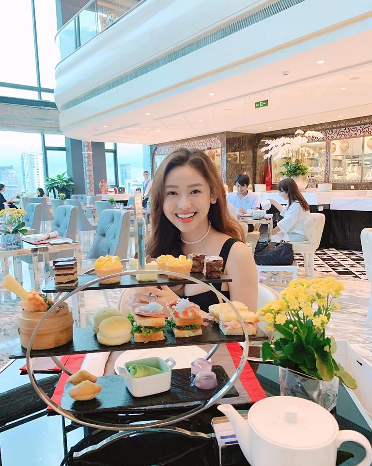 Hotboy Minh Châu bị fans Chi Pu hỏi tội vì dám phá hit của em Cám-1