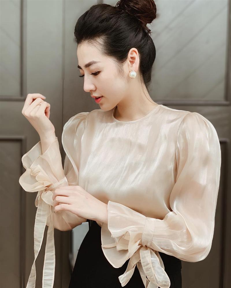 Không còn thả thính online, Ngô Kiến Huy bất ngờ xác nhận là vợ chồng với BB Trần-10