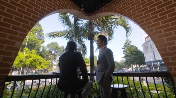 B Trần biến hình thành nhà văn đại tài làm Bình An kinh ngạc trong tập 59 Mối Tình Đầu Của Tôi-8