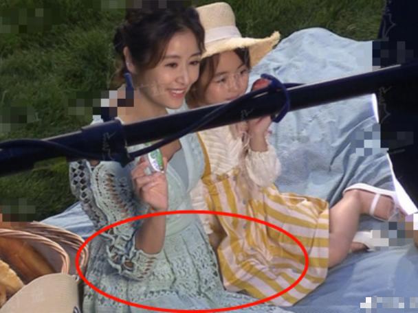 Lâm Tâm Như chính thức lên tiếng về tin đồn bầu bí lần hai, tiết lộ lý do Hoắc Kiến Hoa phát tướng-9