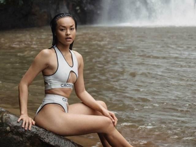 Đụng hàng mẫu áo tắm cut-out hiểm hóc: Em chồng Hà Tăng và người yêu Đan Trường ai đẹp hơn ai?-6