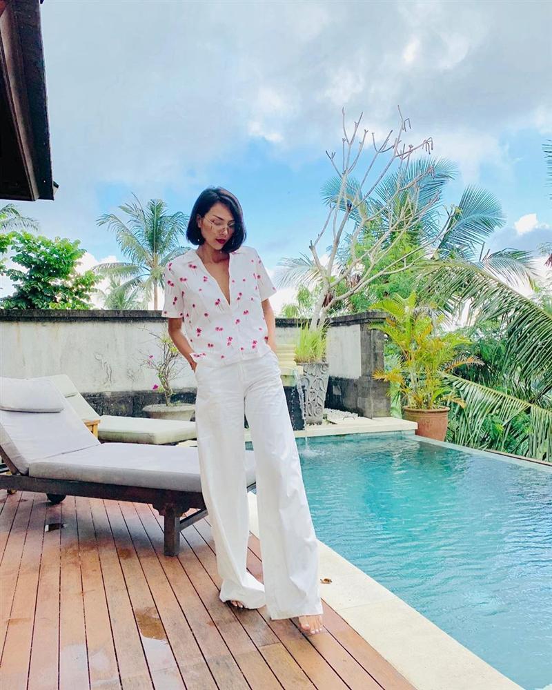 Nhã Phương khoe nhan sắc rạng rỡ khi hội ngộ đầy đủ chị em trong nhà-5