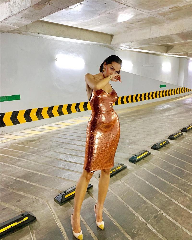 Điểm mặt loại vũ khí giúp người tình tin đồn hoa hậu Kỳ Duyên phô diễn đường cong hiệu quả nhất-13